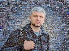 Фотомозаика мужчины, дизайнер Ирина Фотомозаика мужчины с сумкой из его маленьких фотографий