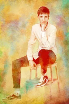 Портрет мальчика, который сидит  на стуле отрисованный в стиле Гранж на желтом абстрактом фоне, художник Павел Д