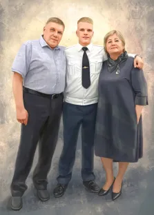 Семейный портрет родителей и их взрослого сына, портер отрисованный в стиле Под масло, художник Анастасия К