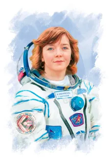 Акварель, художник Евгения А Это изображение представляет собой портрет женщины в белом скафандре. У нее рыжие волосы до плеч и голубые глаза. На скафандре есть несколько нашивок и знаков отличия. Акварель, художник Евгения А