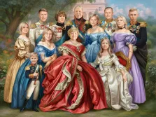 Семейный портрет в образе. На картине изображён роскошный семейный портрет в стиле царских портретов XIX века: в центре сидит пожилая женщина в пышном красном платье с украшениями, вокруг неё расположились мужчины в парадных мундирах с орденами, женщины в элегантных платьях пастельных тонов и дети в нарядной одежде. На заднем плане виднеется архитектурный ансамбль и зелёный парк, создающие атмосферу величия и торжественности. Художник Антонина