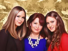 Дрим арт, художник Юлия, семейный портрет на золотом фоне матери и двух дочерей