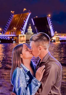 Парный портрет в стиле дрим-арт, молодой человек и девушка целуются на фоне разведенного Дворцового моста в Петербурге, художник Павел 