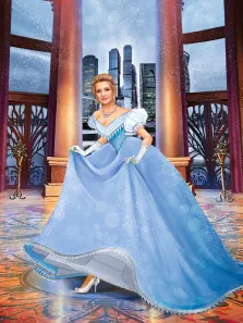 Фэнтези, художник Лариса, девушка в образе золушки в голубом платье и хрустальной туфельке, на фоне небоскребов