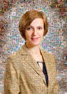 Портрет девушки с короткой стрижкой и в бежевом пиджаке выполнен в стиле Мозаика, художник Елена 