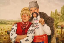 Портрет пары в украинском народном образе на основе фотомонтажа