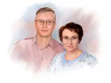 Парный портрет в стиле Акварель на абстрактном светлом фоне, мужчина в очках и розовой рубашке и женщина в очках и в голубом платье, художник Евгения 