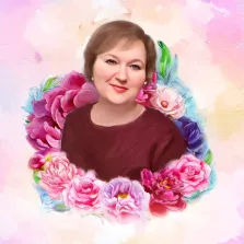 Портрет русоволосой женщины с короткой стрижкой в стиле Flower Art на нежном светлом фоне, художник Виктория 