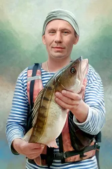 Мужчина рыбак в тельняшке и рыбой в руках, портрет стилизован Под масло, художник Антонина