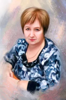 Женский портрет Под масло, женщина с коротко-стриженными каштановыми волосами и в синей кофте на нейтральном светлом фоне, художник Александра 