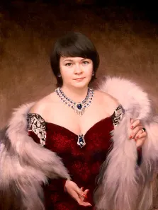 Портрет женщины В образе королевы, художник Валерия 